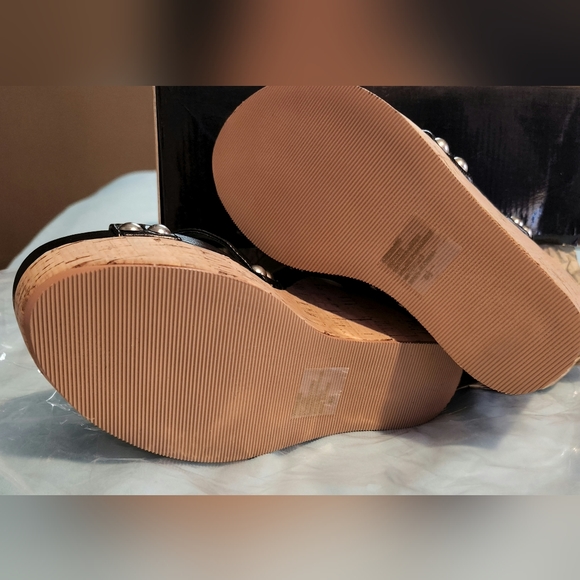 Colin Stuart Platform Wedge Sandals New - Picture 2 of 4